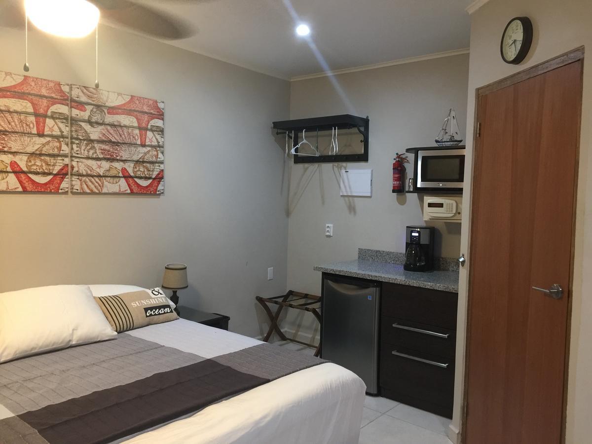 The Pier Beach Inn & Suites Willemstad Luaran gambar