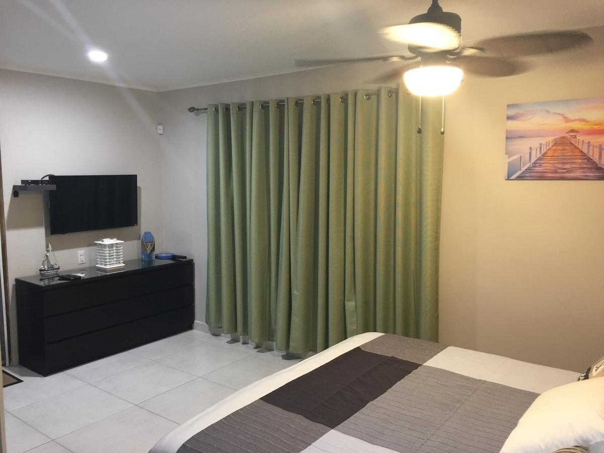 The Pier Beach Inn & Suites Willemstad Luaran gambar