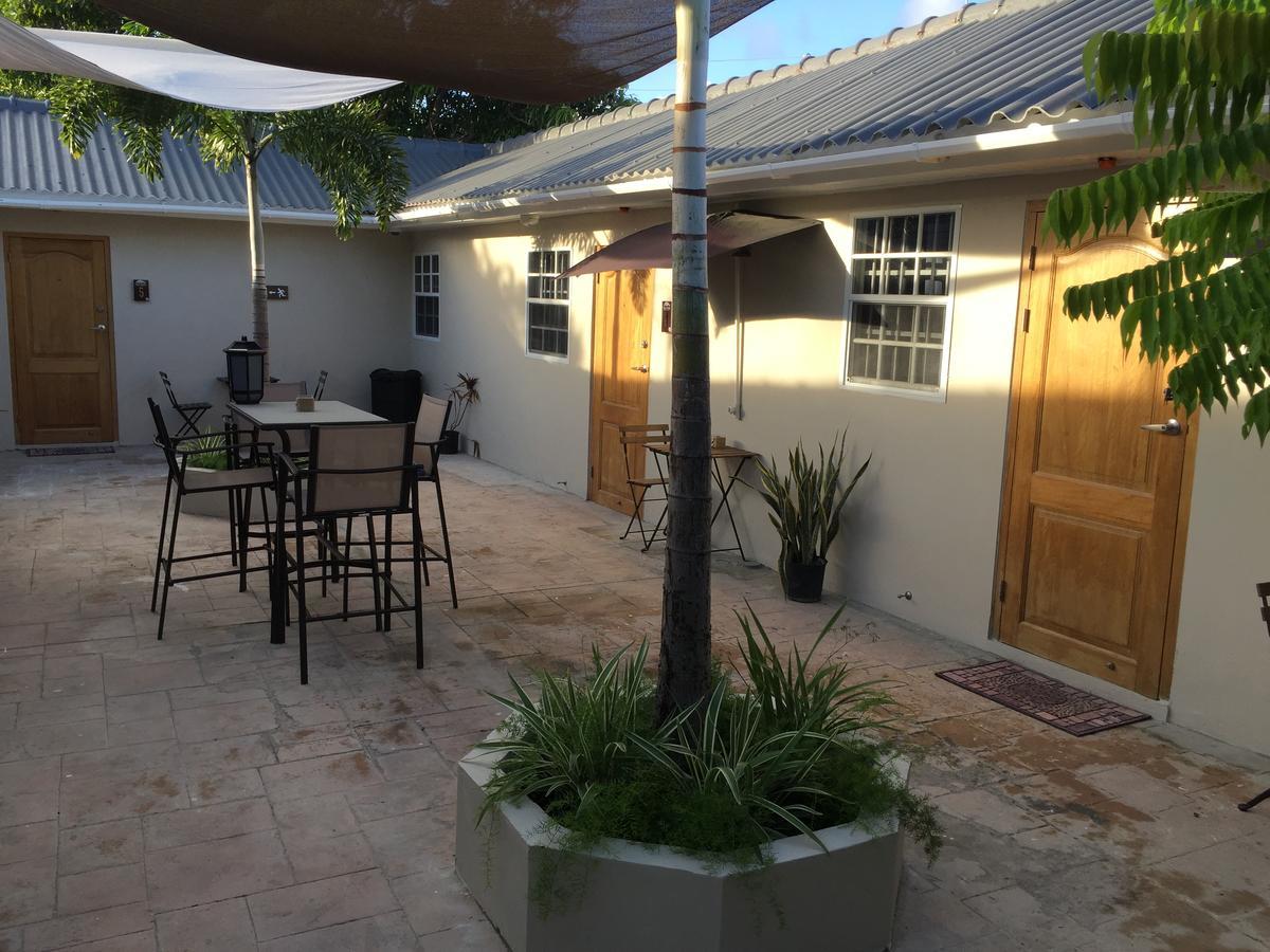 The Pier Beach Inn & Suites Willemstad Luaran gambar